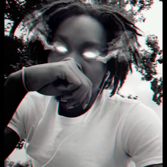 Meet your Posher, Devin - Picture 1 of 1